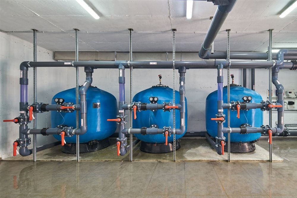 Planta de filtración y remoción de contaminantes del agua